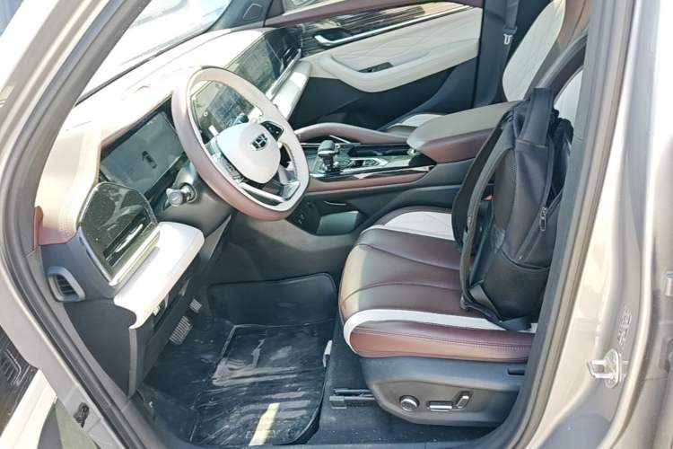 Used Geely Auto Monjaro L 2021 2.0TD DCT EVO Two-Wheel Drive Prestige Version Left Front Seat
