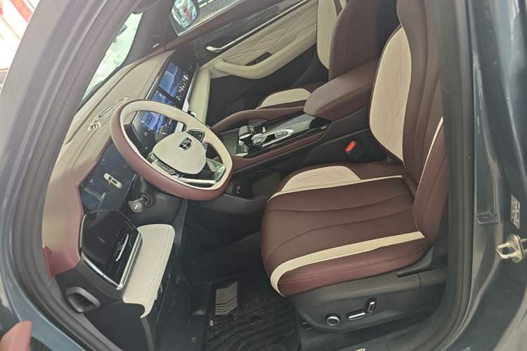 Used Geely Auto Monjaro L 2021 2.0TD DCT EVO Two-Wheel Drive Smart Luxury Version Left Front Seat