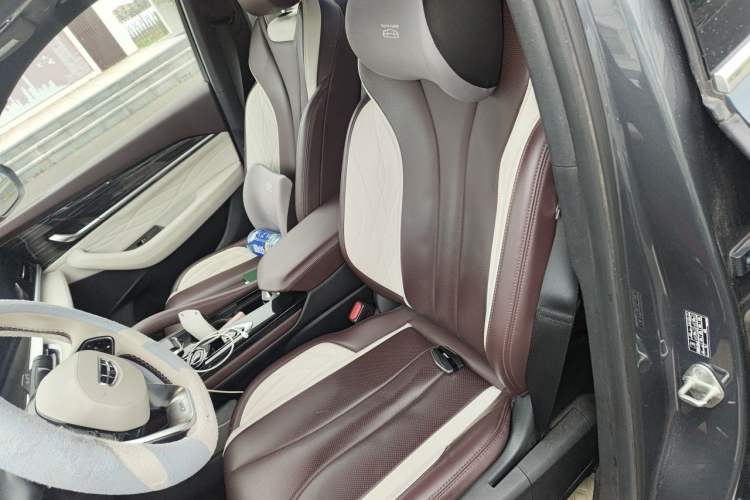 Used Geely Auto Monjaro L 2021 2.0TD DCT EVO Two-Wheel Drive Prestige Version Left Front Seat
