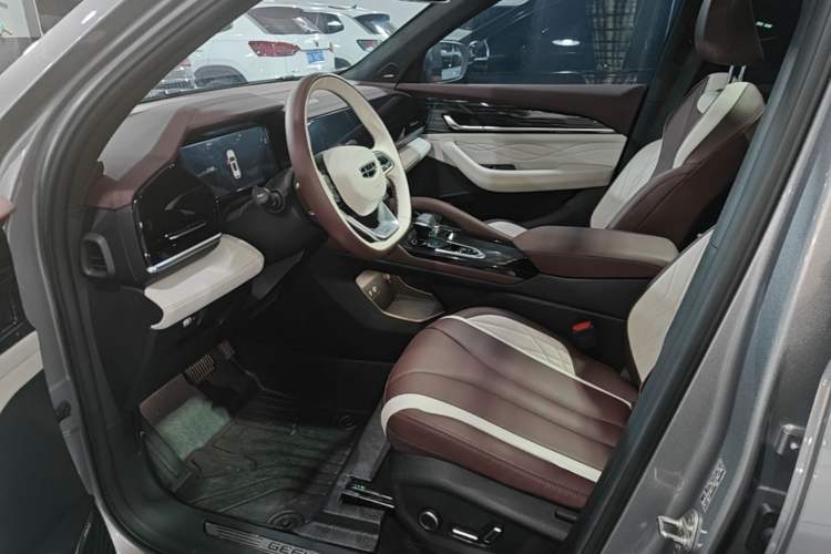 Used Geely Auto Monjaro L 2021 2.0TD DCT EVO Two-Wheel Drive Smart Luxury Version Left Front Seat