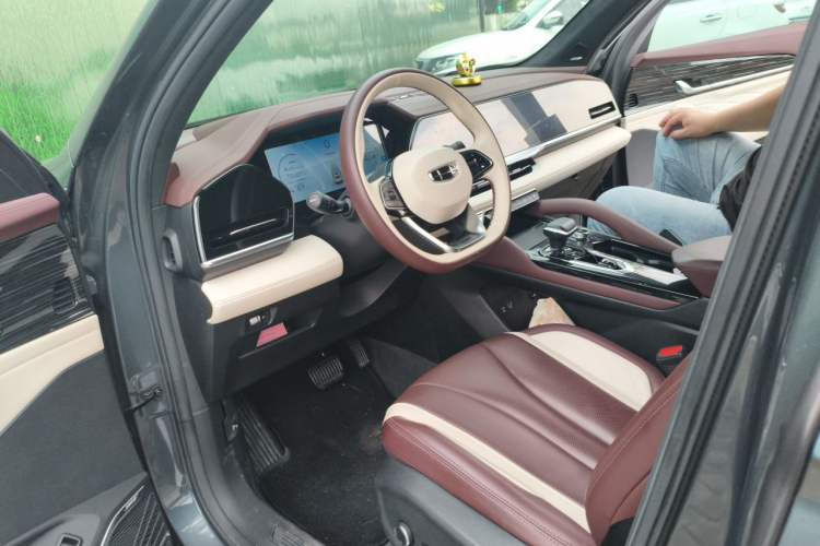 Used Geely Auto Monjaro L 2021 2.0TD DCT EVO Two-Wheel Drive Smart Luxury Version Left Front Seat