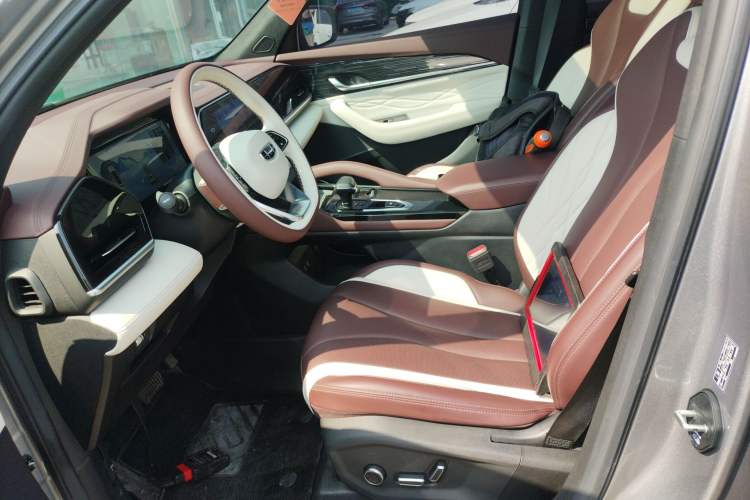 Used Geely Auto Monjaro L 2021 2.0TD DCT EVO Two-Wheel Drive Prestige Version Left Front Seat
