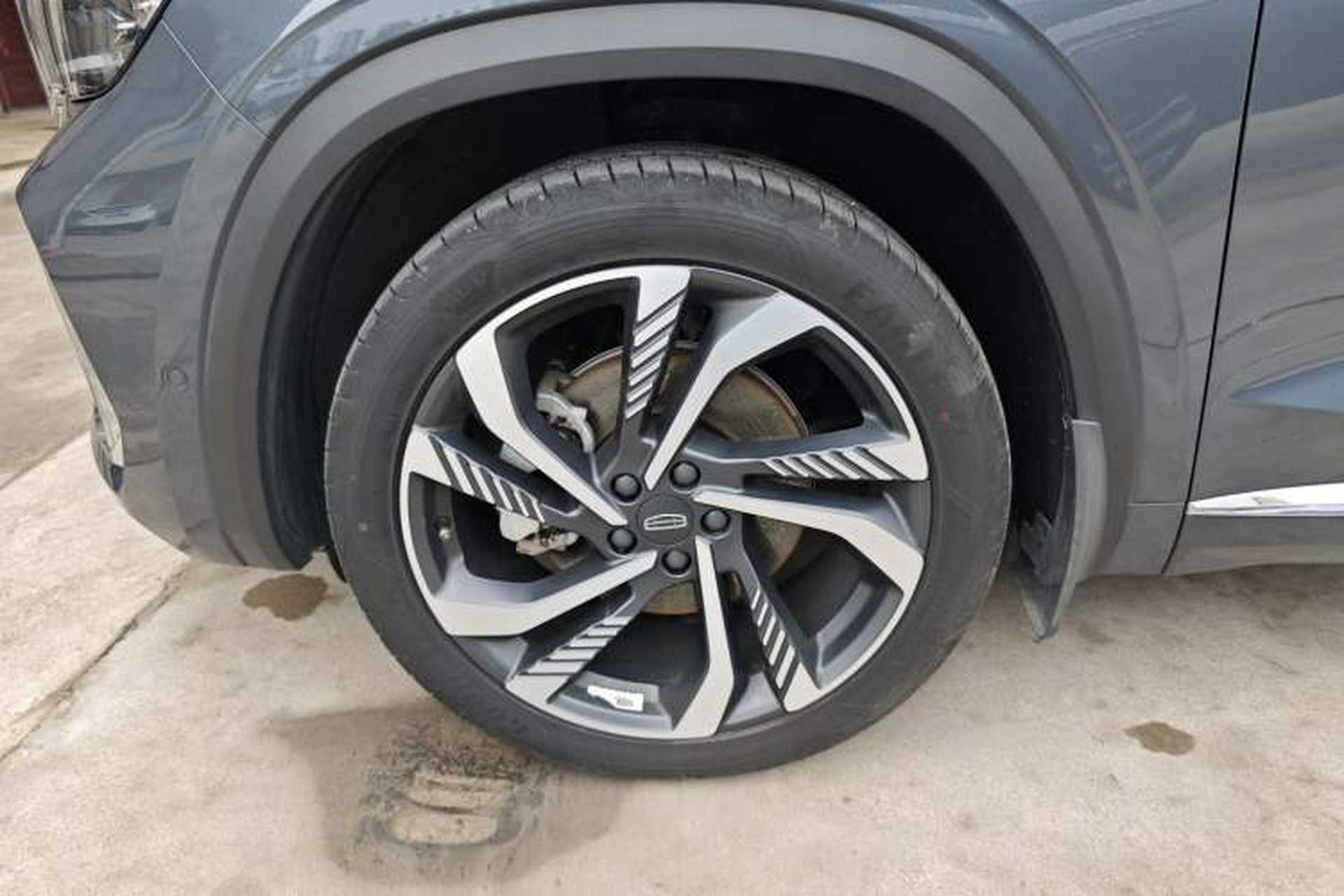 Used Geely Auto Monjaro L 2021 2.0TD DCT EVO Two-Wheel Drive Smart Luxury Version Left Front Wheel Hub