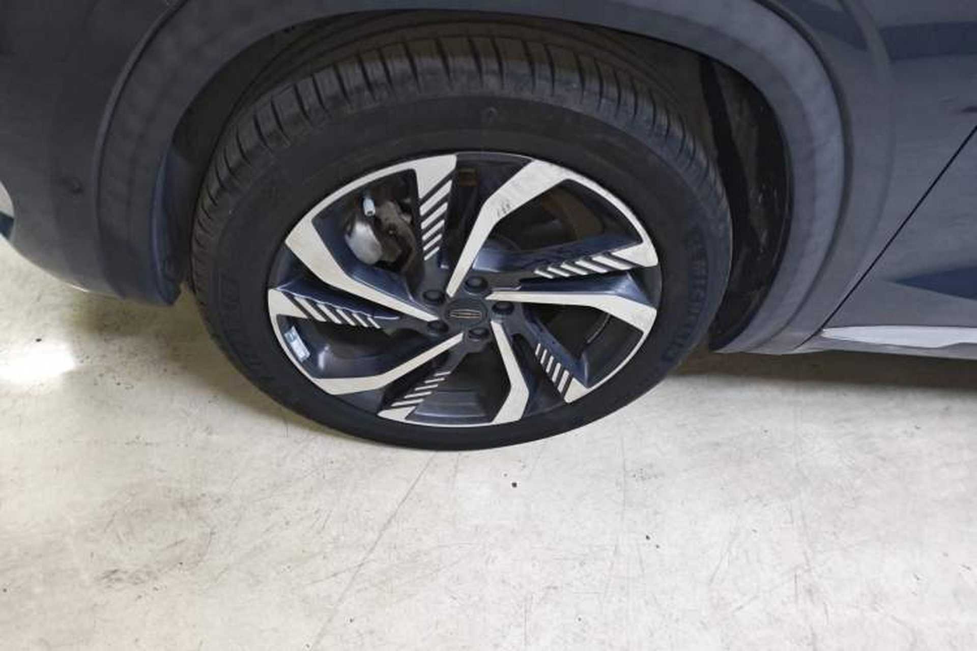 Used Geely Auto Monjaro L 2021 2.0TD High-Power Automatic All-Wheel-Drive Flagship Version Left Front Wheel Hub