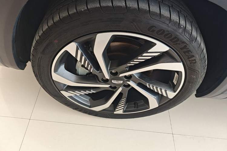 Used Geely Auto Monjaro L 2021 2.0TD DCT EVO Two-Wheel Drive Smart Luxury Version Left Front Wheel Hub