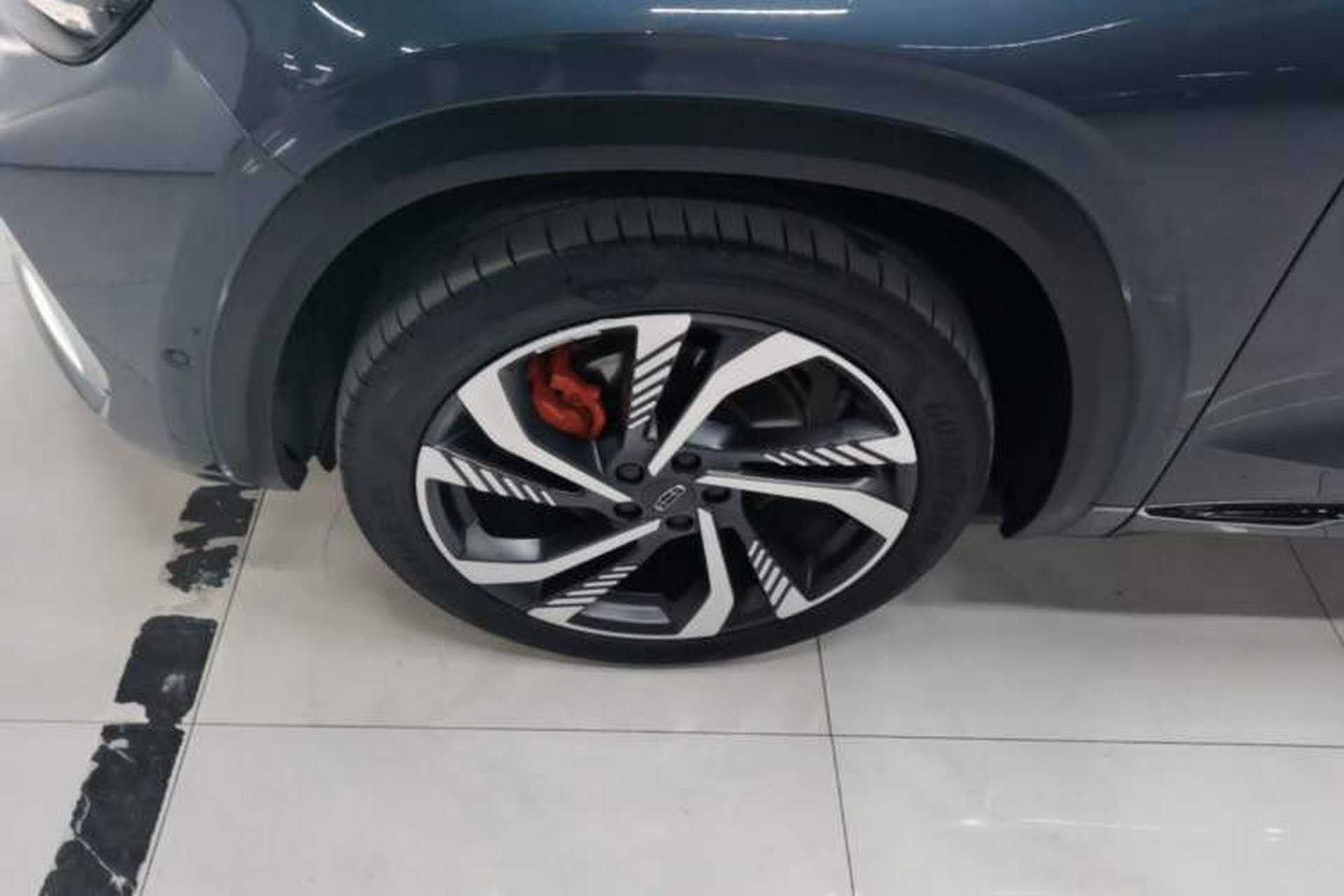 Used Geely Auto Monjaro L 2021 2.0TD DCT EVO Two-Wheel Drive Smart Luxury Version Left Front Wheel Hub