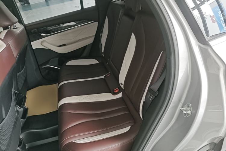 Used Geely Auto Monjaro L 2021 2.0TD High-Power Automatic All-Wheel Drive Luxury Version Left Rear Seat