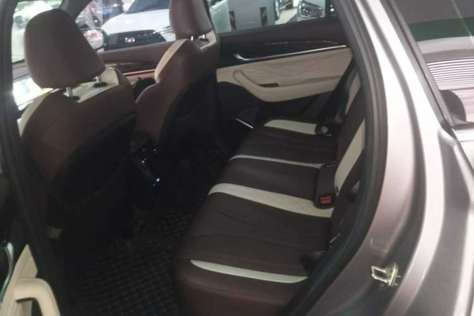 Used Geely Auto Monjaro L 2021 2.0TD DCT EVO Two-Wheel Drive Prestige Version Left Rear Seat