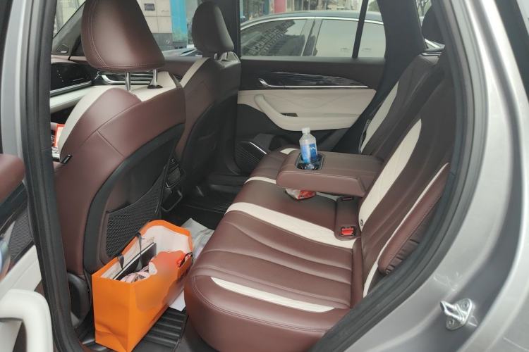 Used Geely Auto Monjaro L 2021 2.0TD DCT EVO Two-Wheel-Drive Flagship Version Left Rear Seat