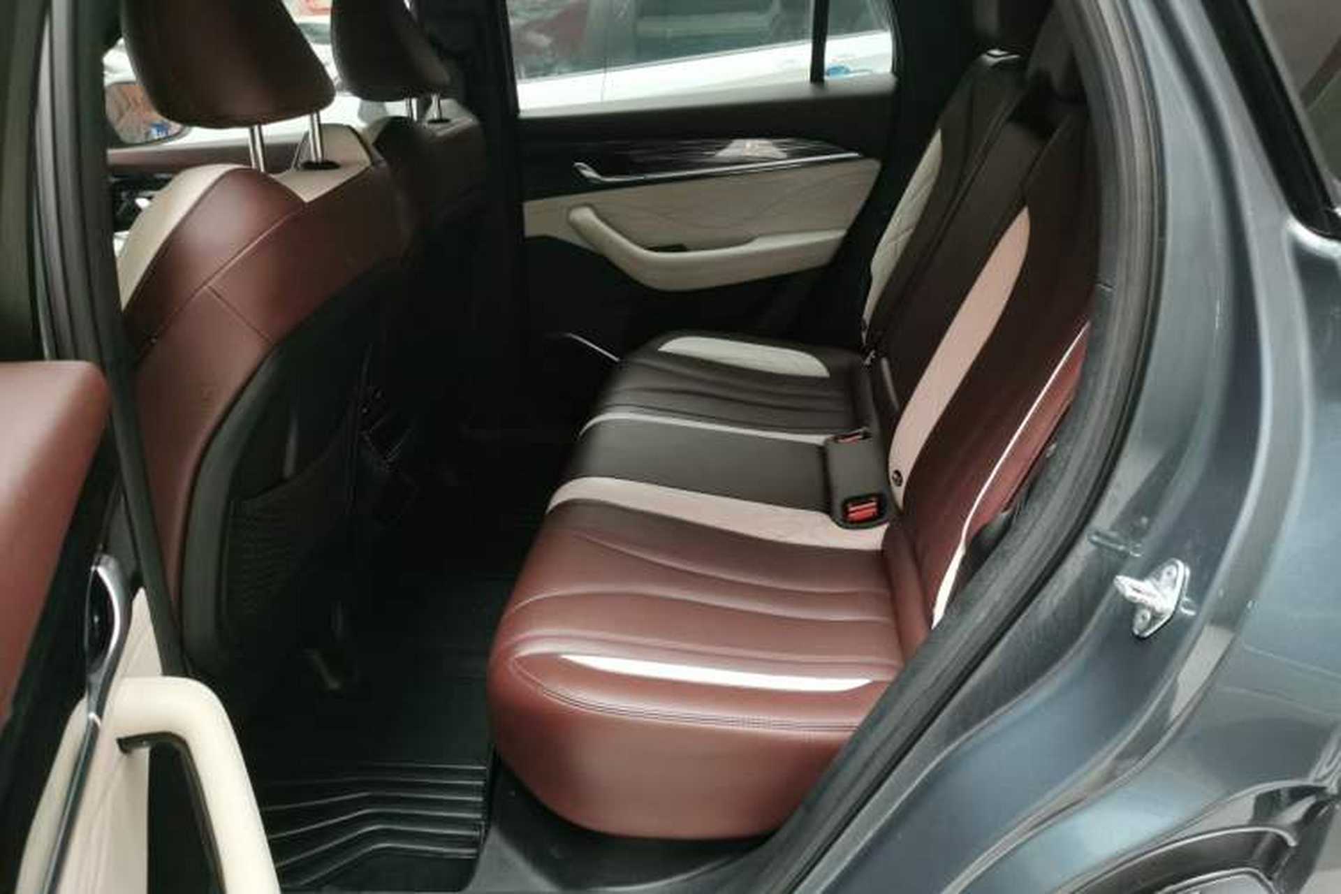 Used Geely Auto Monjaro L 2021 2.0TD DCT EVO Two-Wheel Drive Prestige Version Left Rear Seat