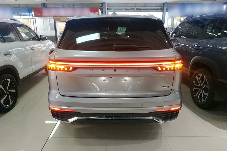 Used Geely Auto Monjaro L 2021 2.0TD DCT EVO Two-Wheel Drive Smart Luxury Version Rear