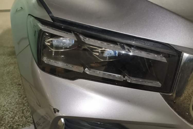 Used Geely Auto Monjaro L 2021 2.0TD DCT EVO Two-Wheel Drive Prestige Version Right Front Headlight