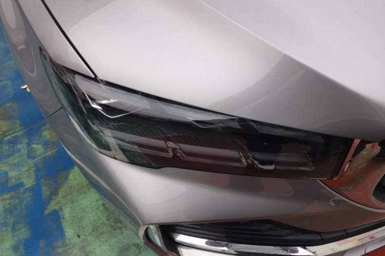 Used Geely Auto Monjaro L 2021 2.0TD DCT EVO Two-Wheel Drive Smart Luxury Version Right Front Headlight