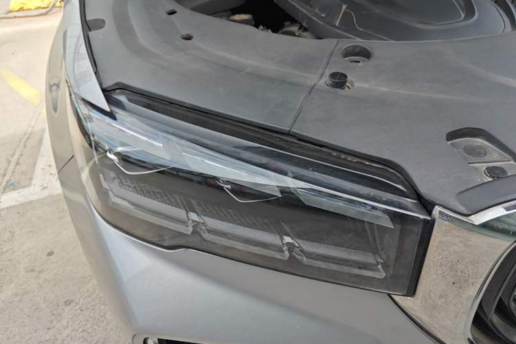 Used Geely Auto Monjaro L 2021 2.0TD High-Power Automatic All-Wheel Drive Luxury Version Right Front Headlight