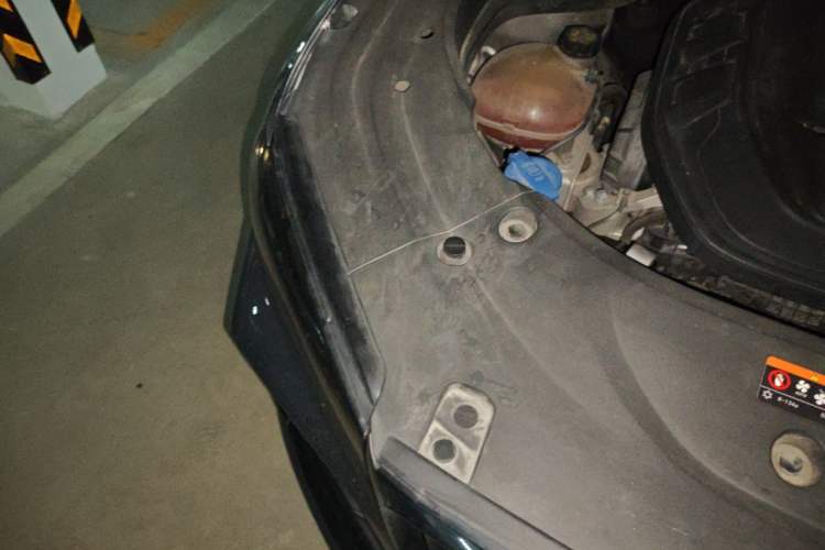 Used Geely Auto Monjaro L 2021 2.0TD High-Power Automatic All-Wheel-Drive Flagship Version Right Front Headlight