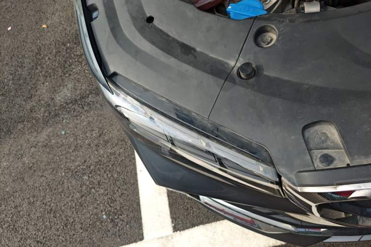 Used Geely Auto Monjaro L 2021 2.0TD DCT EVO Two-Wheel Drive Smart Luxury Version Right Front Headlight
