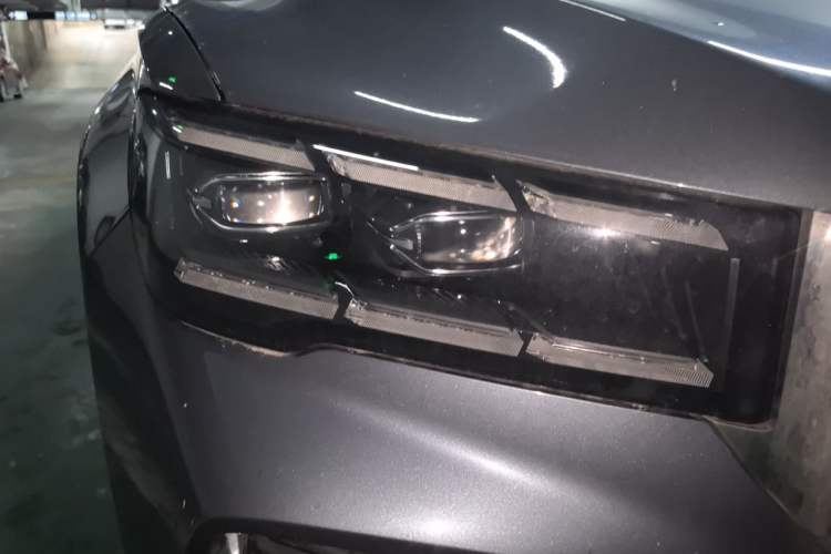 Used Geely Auto Monjaro L 2021 2.0TD DCT EVO Two-Wheel Drive Smart Luxury Version Right Front Headlight