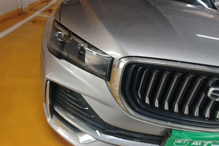 Used Geely Auto Monjaro L 2021 2.0TD DCT EVO Two-Wheel Drive Prestige Version Right Front Headlight