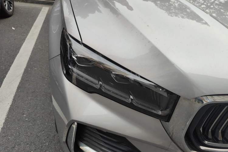 Used Geely Auto Monjaro L 2021 2.0TD DCT EVO Two-Wheel-Drive Flagship Version Right Front Headlight