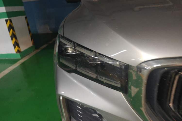 Used Geely Auto Monjaro L 2021 2.0TD DCT EVO Two-Wheel Drive Prestige Version Right Front Headlight