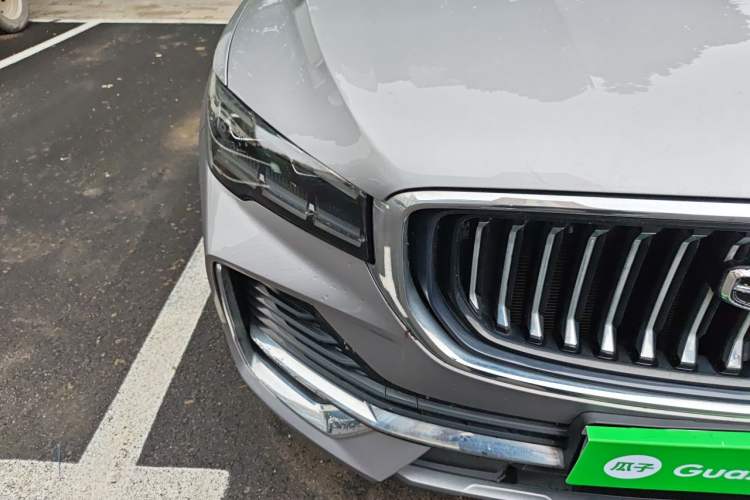 Used Geely Auto Monjaro L 2021 2.0TD DCT EVO Two-Wheel Drive Smart Luxury Version Right Front Headlight