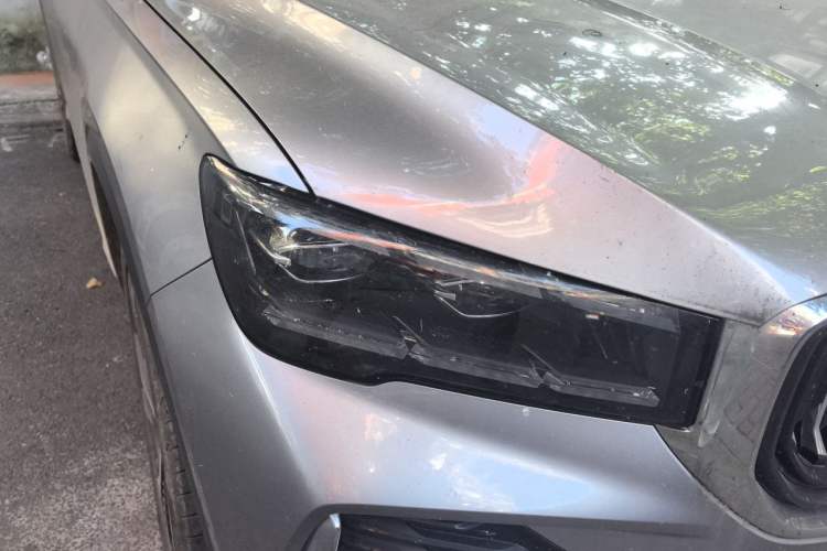 Used Geely Auto Monjaro L 2021 2.0TD DCT EVO Two-Wheel Drive Smart Luxury Version Right Front Headlight