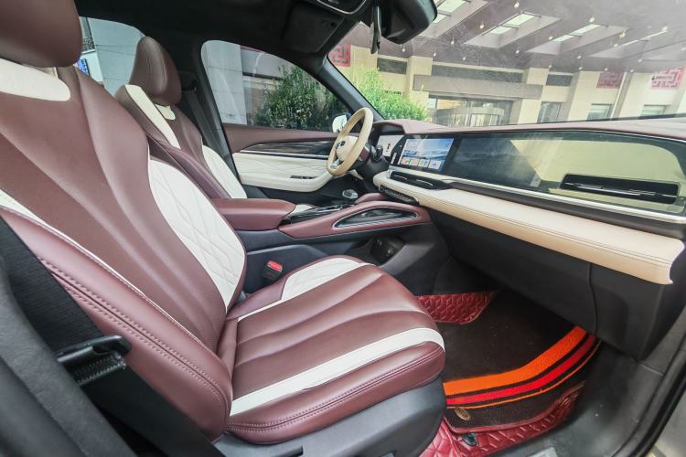 Used Geely Auto Monjaro L 2021 2.0TD DCT EVO Two-Wheel Drive Prestige Version Right Front Seat