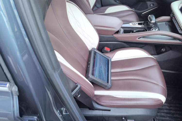 Used Geely Auto Monjaro L 2021 2.0TD DCT EVO Two-Wheel Drive Smart Luxury Version Right Front Seat