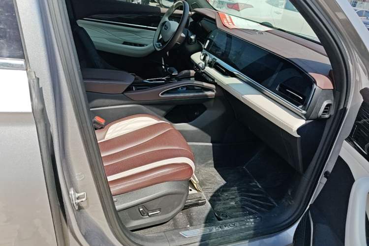 Used Geely Auto Monjaro L 2021 2.0TD DCT EVO Two-Wheel Drive Prestige Version Right Front Seat