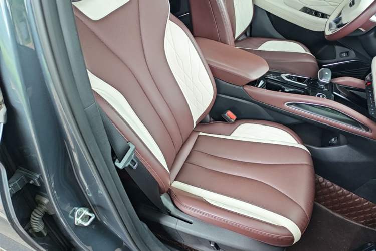 Used Geely Auto Monjaro L 2021 2.0TD DCT EVO Two-Wheel Drive Prestige Version Right Front Seat
