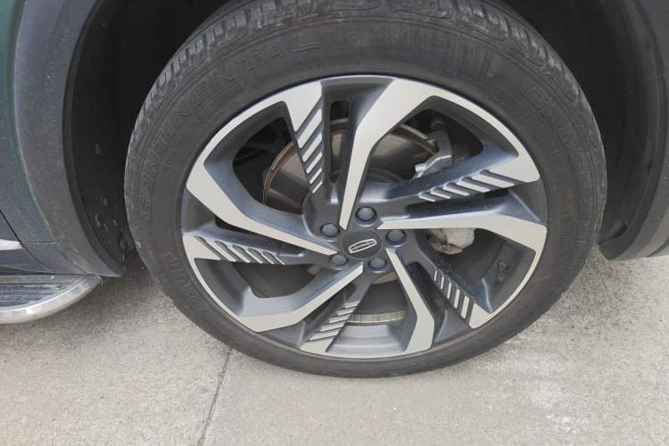 Used Geely Auto Monjaro L 2021 2.0TD DCT EVO Two-Wheel Drive Smart Luxury Version Right Front Wheel Hub