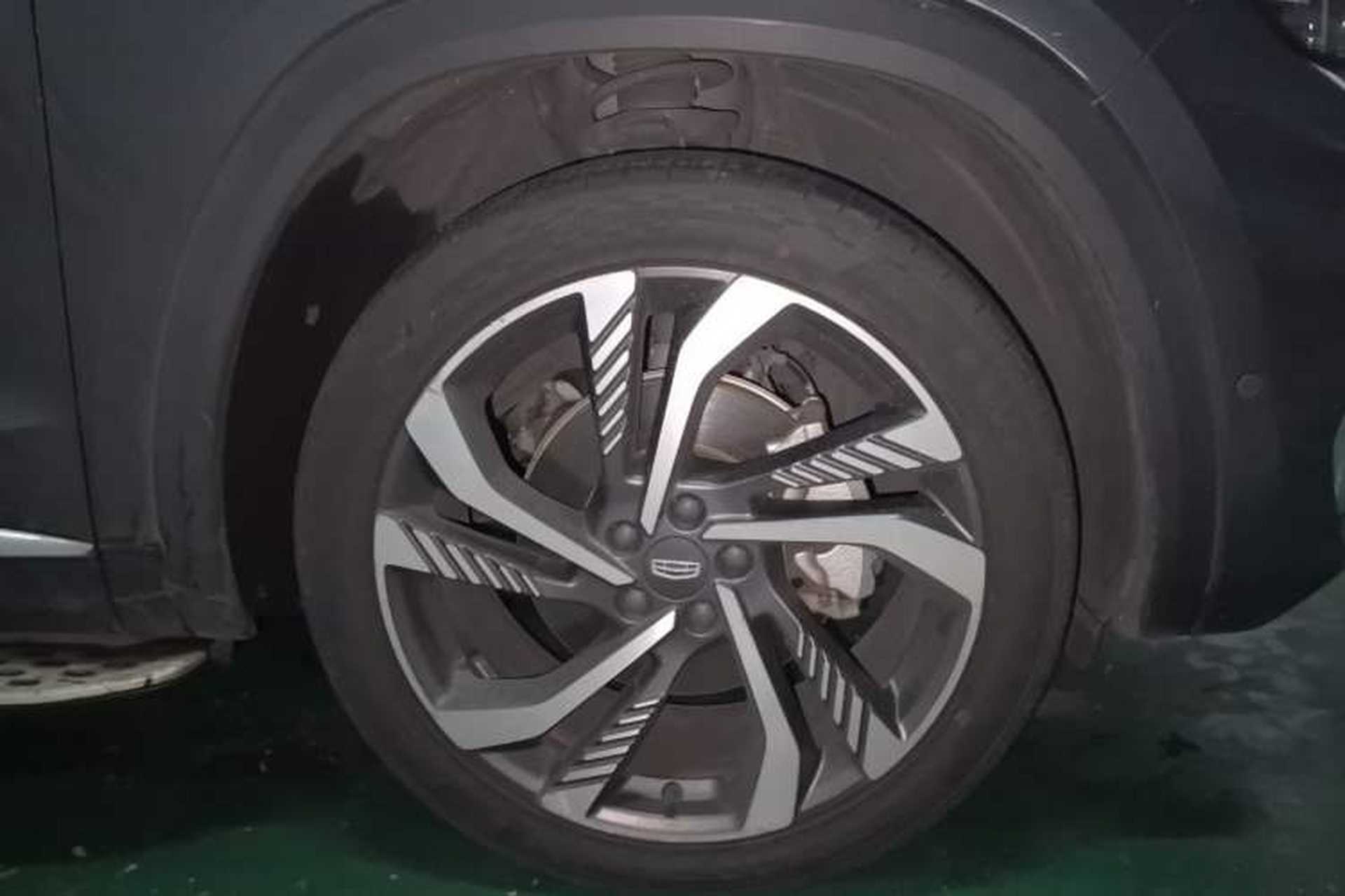 Used Geely Auto Monjaro L 2021 2.0TD DCT EVO Two-Wheel Drive Smart Luxury Version Right Front Wheel Hub