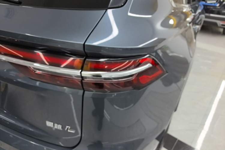 Used Geely Auto Monjaro L 2021 2.0TD DCT EVO Two-Wheel Drive Smart Luxury Version Right Rear Taillight
