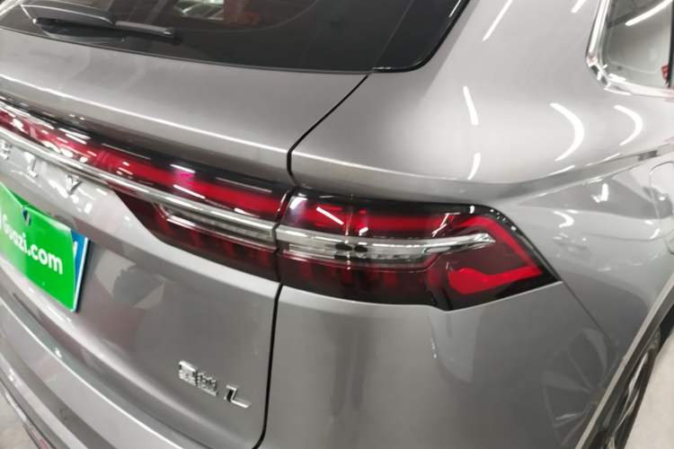 Used Geely Auto Monjaro L 2021 2.0TD DCT EVO Two-Wheel Drive Prestige Version Right Rear Taillight