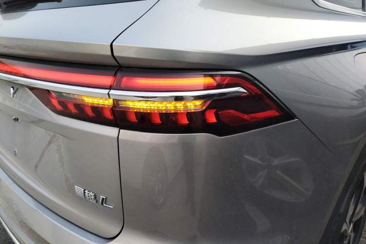 Used Geely Auto Monjaro L 2021 2.0TD DCT EVO Two-Wheel Drive Prestige Version Right Rear Taillight