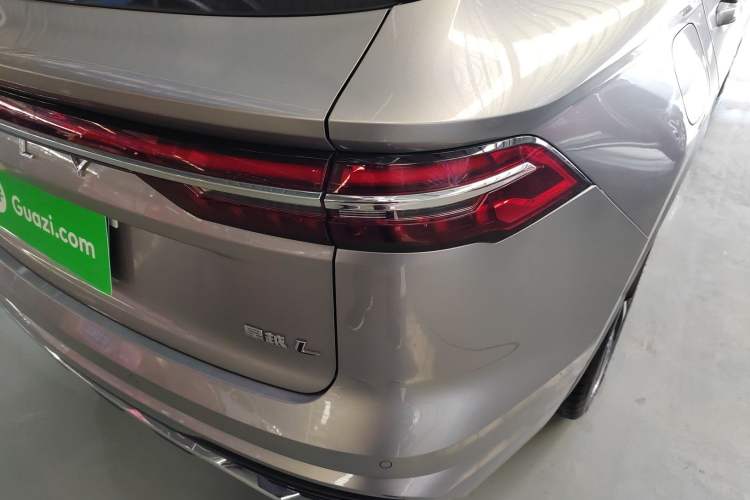 Used Geely Auto Monjaro L 2021 2.0TD DCT EVO Two-Wheel Drive Smart Luxury Version Right Rear Taillight