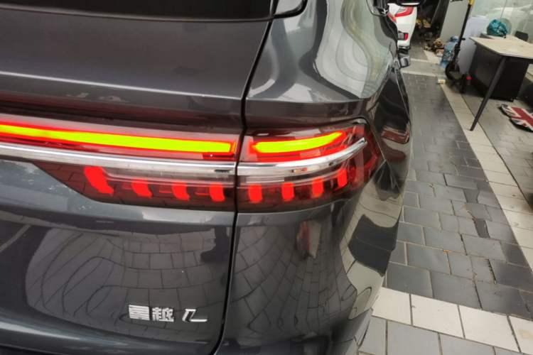Used Geely Auto Monjaro L 2021 2.0TD DCT EVO Two-Wheel Drive Prestige Version Right Rear Taillight