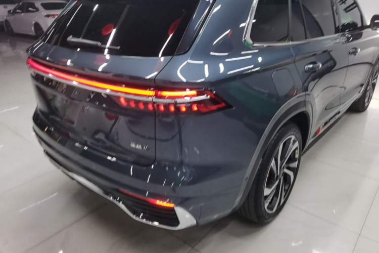 Used Geely Auto Monjaro L 2021 2.0TD DCT EVO Two-Wheel Drive Smart Luxury Version Right Rear Taillight