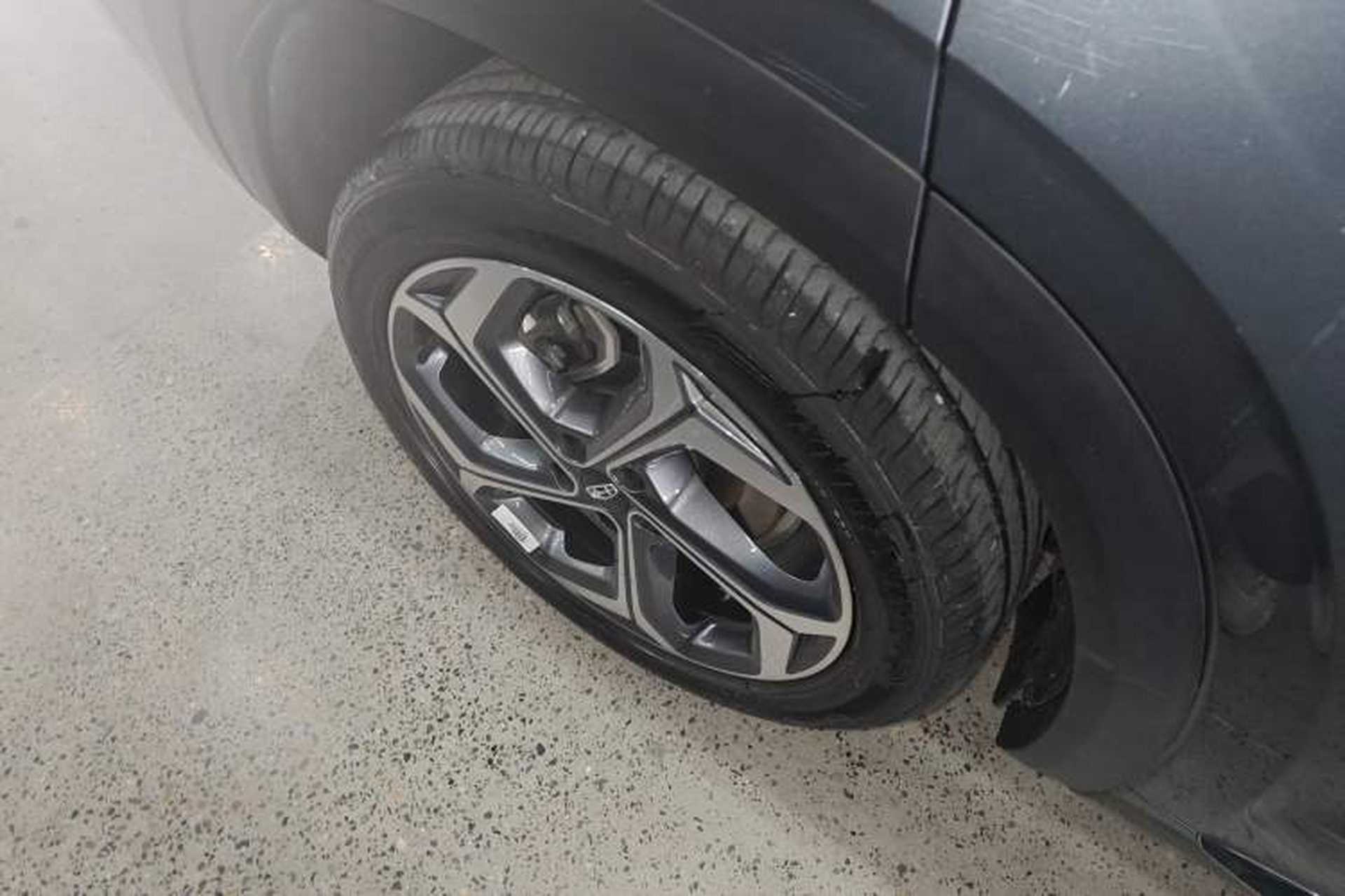 Used Geely Auto Monjaro L 2021 2.0TD DCT EVO Two-Wheel Drive Prestige Version Right Rear Wheel Hub