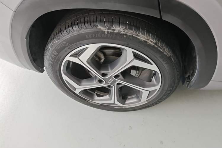 Used Geely Auto Monjaro L 2021 2.0TD High-Power Automatic All-Wheel Drive Luxury Version Right Rear Wheel Hub
