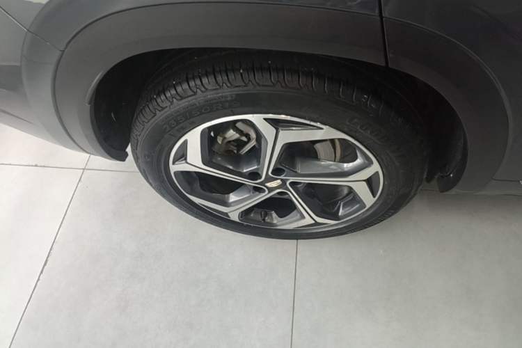 Used Geely Auto Monjaro L 2021 2.0TD DCT EVO Two-Wheel Drive Prestige Version Right Rear Wheel Hub