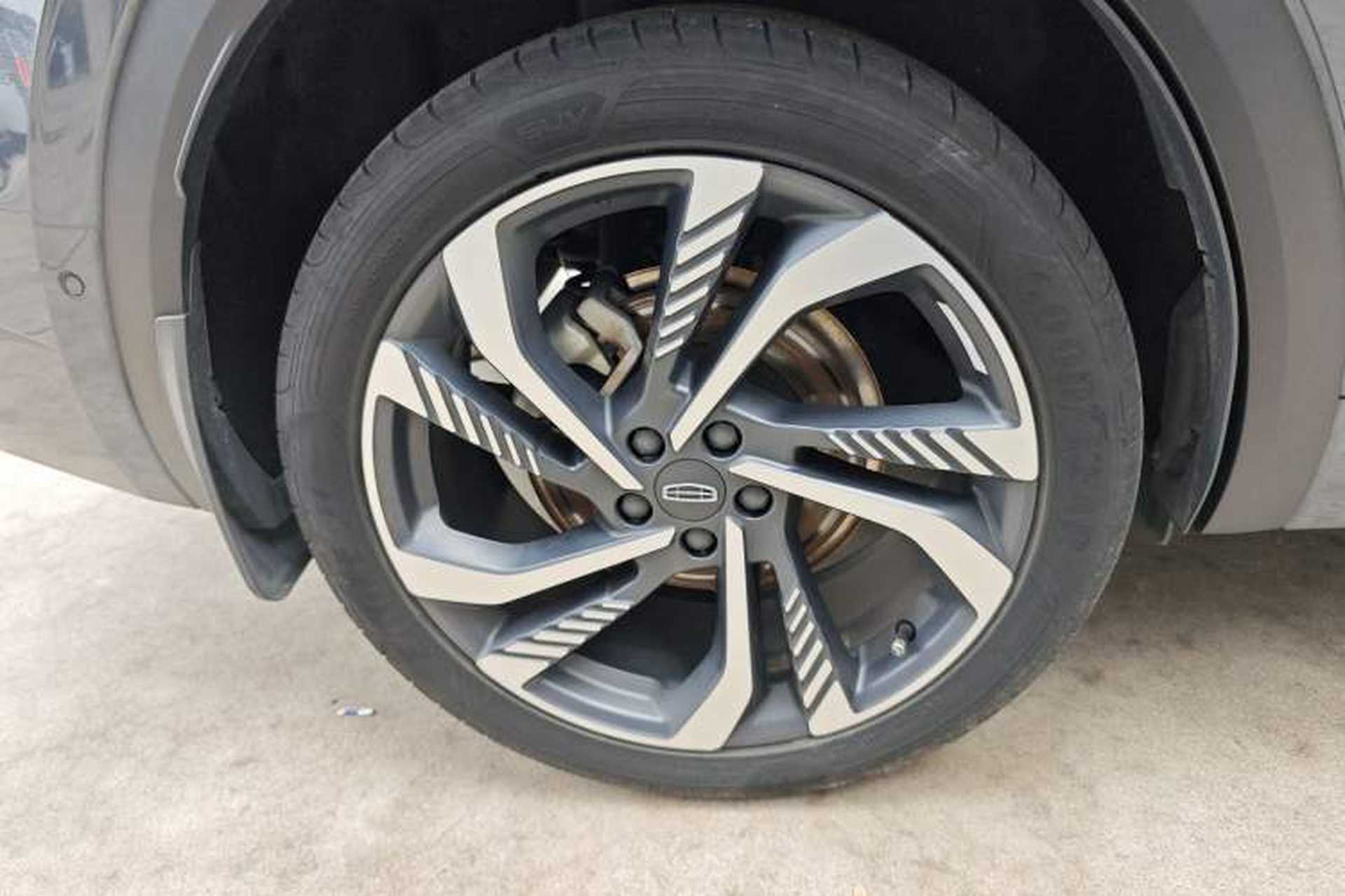 Used Geely Auto Monjaro L 2021 2.0TD DCT EVO Two-Wheel Drive Smart Luxury Version Right Rear Wheel Hub