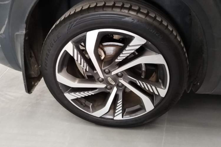 Used Geely Auto Monjaro L 2021 2.0TD DCT EVO Two-Wheel Drive Smart Luxury Version Right Rear Wheel Hub