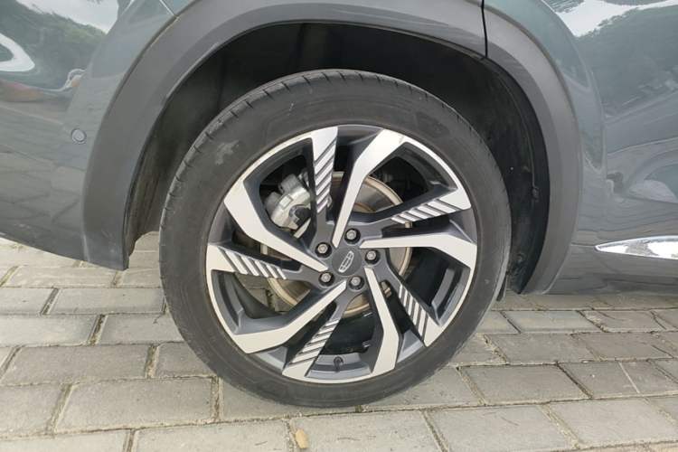 Used Geely Auto Monjaro L 2021 2.0TD DCT EVO Two-Wheel Drive Smart Luxury Version Right Rear Wheel Hub
