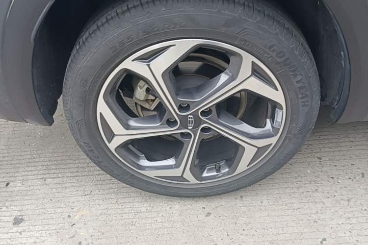 Used Geely Auto Monjaro L 2021 2.0TD DCT EVO Two-Wheel Drive Prestige Version Right Rear Wheel Hub