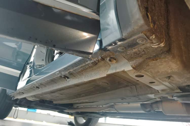 Used Geely Auto Monjaro L 2021 2.0TD DCT EVO Two-Wheel Drive Prestige Version Right Side Sill
