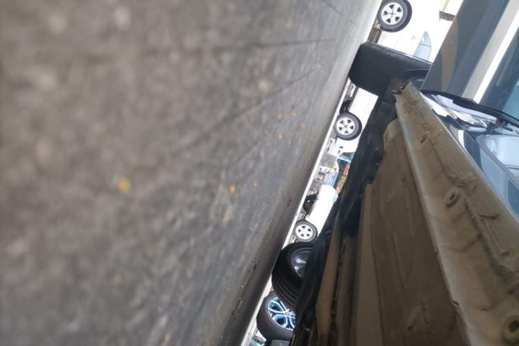 Used Geely Auto Monjaro L 2021 2.0TD DCT EVO Two-Wheel Drive Prestige Version Right Side Sill