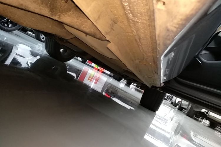 Used Geely Auto Monjaro L 2021 2.0TD DCT EVO Two-Wheel Drive Smart Luxury Version Right Side Sill
