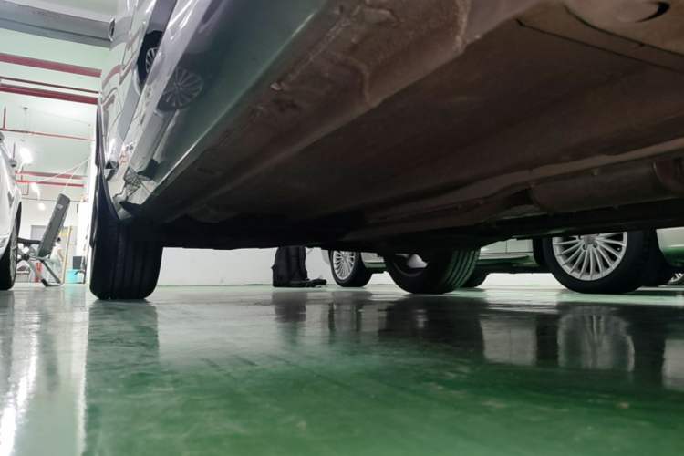Used Geely Auto Monjaro L 2021 2.0TD DCT EVO Two-Wheel Drive Prestige Version Right Side Sill