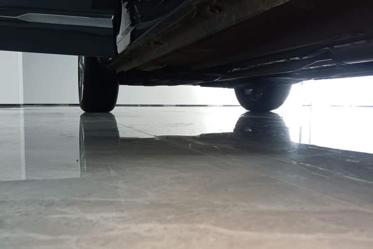 Used Geely Auto Monjaro L 2021 2.0TD DCT EVO Two-Wheel Drive Prestige Version Right Side Sill